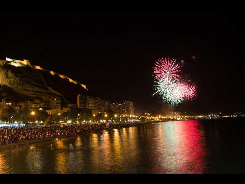 Apartamento Stunning Sea View Alicante Exterior foto