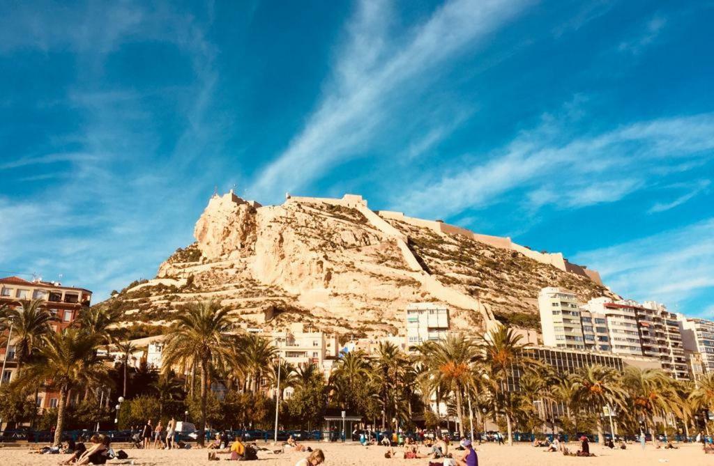 Apartamento Stunning Sea View Alicante Exterior foto