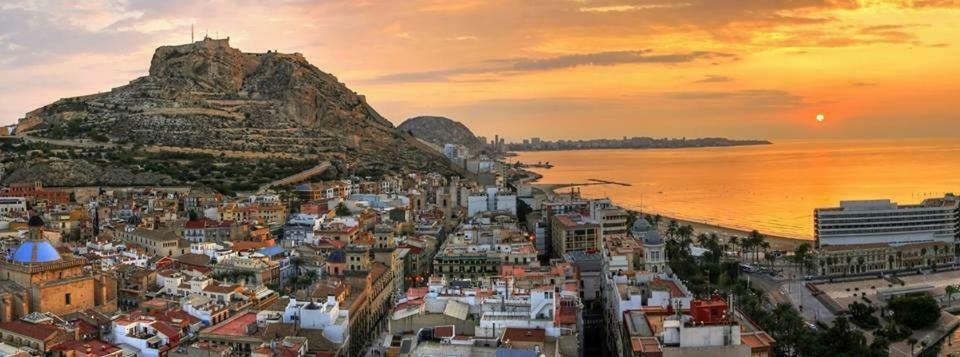 Apartamento Stunning Sea View Alicante Exterior foto